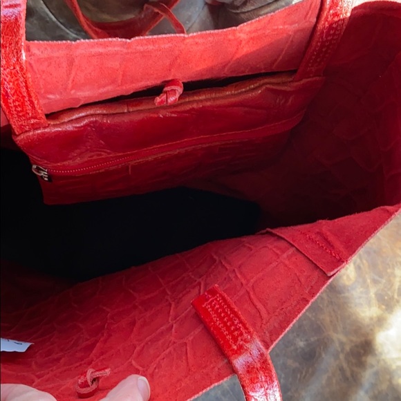 ⭐️ Italian leather tote - Picture 3 of 4